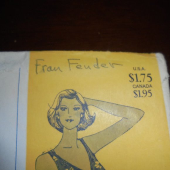 1979 Vintage Sewing Patterns STRETCH & SEW Swimsuit Top bust size 30-42 - Picture 4 of 7